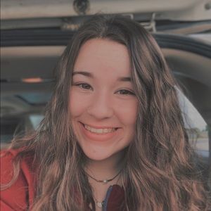 Meet your Posher, Isabella